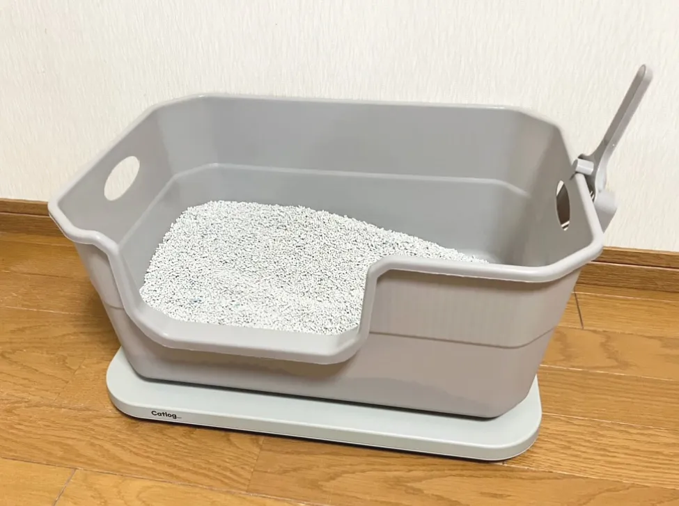 Catlog Board2】口コミ｜多頭飼いの私が検証！トイレの下に敷くだけの 